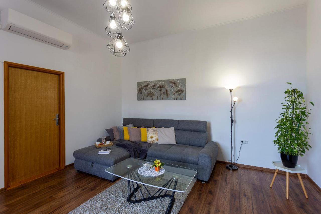 Apartman Lema Póla Kültér fotó